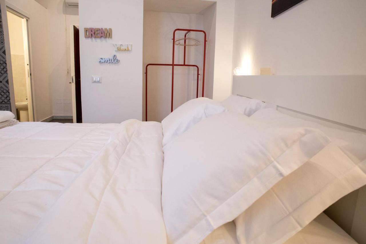 Allyoucantrip - La Nova Naples Extérieur photo