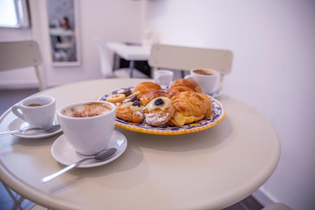 Allyoucantrip - La Nova Naples Extérieur photo